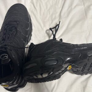 Nike Men's Black Running Sneakers